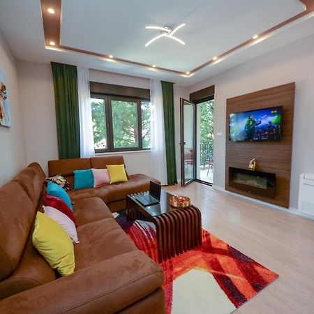 Pine 1 Apartment In The Center Trebinje Exterior foto