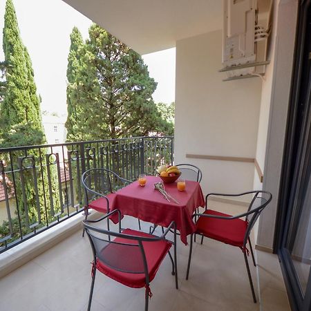 Pine 1 Apartment In The Center Trebinje Exterior foto